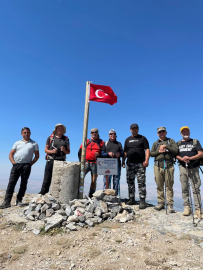 Zafer Bayramı'nı zirvede kutladılar