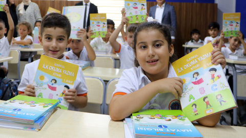 Antalya'da 526 bin öğrenci okula başlıyor