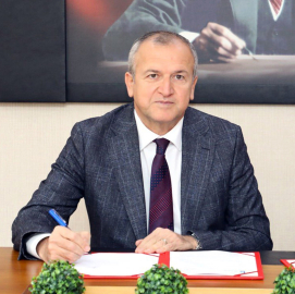 Antalya Büyükşehir'de bir istifa