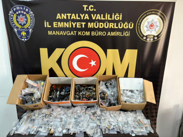 Antalya KOM'dan kaçakçılık operasyonları