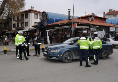 Yalvaç'ta trafik denetimi