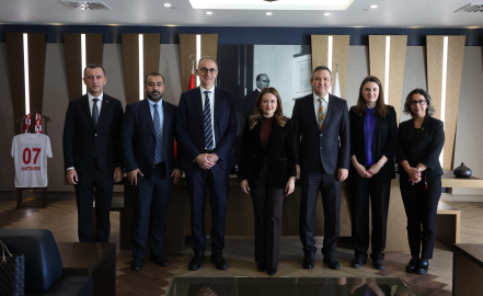 Dünya Bankası heyetinden Özdemir'e ziyaret