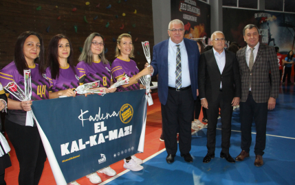Kadın öğretmenler arası voleybol turnuvası
