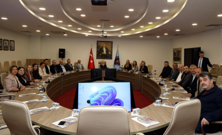 Akdeniz Üniversitesi'nden muhtarlara eğitim