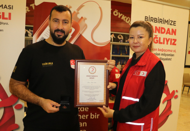 Milli sporculardan kan bağışı