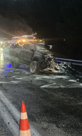 Kamyonet ile TIR çarpıştı: 2 yaralı