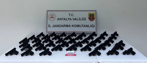 Serik'te 45 ruhsatsız tabanca ele geçirildi