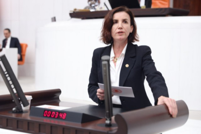 Coşar: " Kaş Halkı İzin Vermeyecek!"