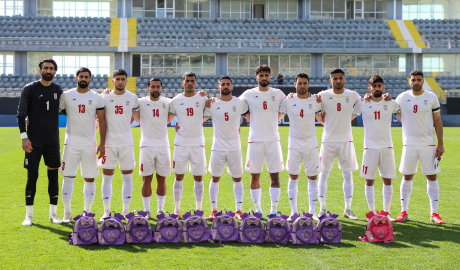 İran Milli Futbol Takımı'ndan, ölen çocuklar için 'çocuk sırt çantalı' mesaj