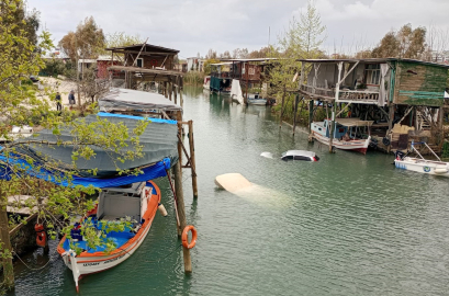 Otomobiliyle dereye uçtu