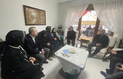 AK Partili Kaya'dan şehit ailesine ziyaret