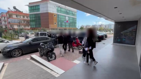 Dolandırıcılık operasyonuna 16 gözaltı