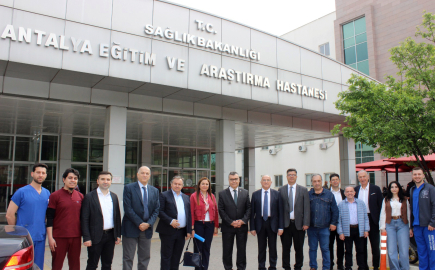 Türk Cerrahi Derneği'nden hastane ziyareti