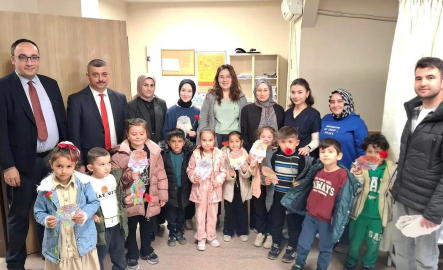 Minik öğrencilerin hastane ziyareti