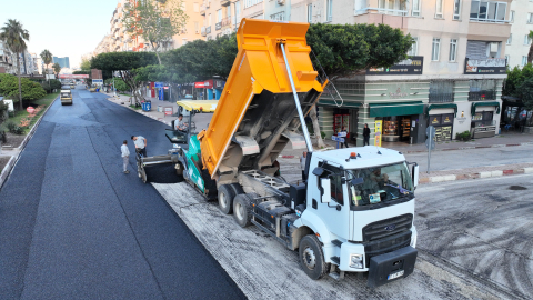100. Yıl Bulvarı'nda 5. etap asfalt çalışması tamamlandı