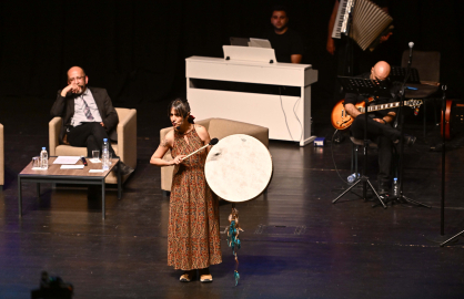 Muratpaşa’da şiir ve müzik dolu gece