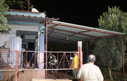 Antalya'da evin deposu yandı