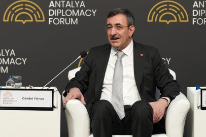 Cevdet Yılmaz: Avrupa'nın daha fazla liderliğe ihtiyacı var