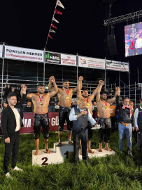 Belediye güreşçisinden üçüncülük