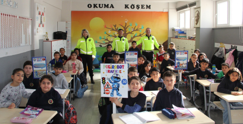 Öğrencilere trafik eğitimi