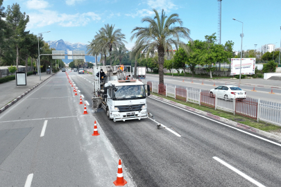 Yüzüncü Yıl Bulvarı'nda asfaltlama çalışması tamamlandı 