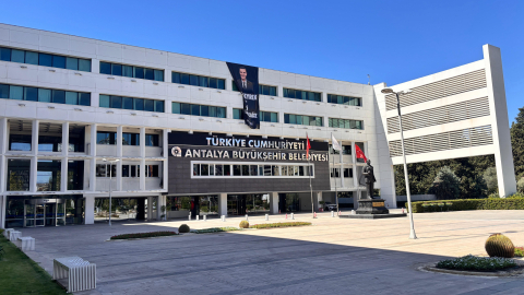 Antalya Büyükşehir Belediyesi'ne yönelik soruşturmada 34 gözaltı kararı