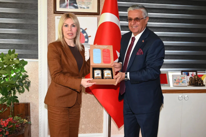 AÜ Rektörü Özkan Kemer Belediyesi'nde
