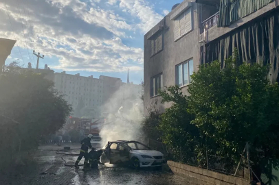 Seyir halindeki otomobil yandı 