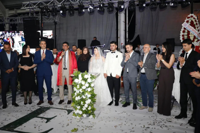 Başkan oğlunun nikahını kıydı